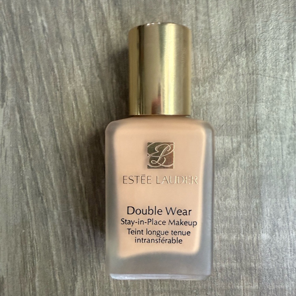 Estee Lauder Double Wear Stay-in-Place Makeup - 3C1 Dusk